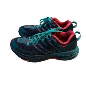 Hoka Women's Speedgoat 2 in Peacoat/ Ceramic Size 6